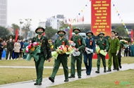 各地新兵交接仪式确保隆重快速 安全

